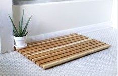 Bricolage d’un tapis de bain en bois